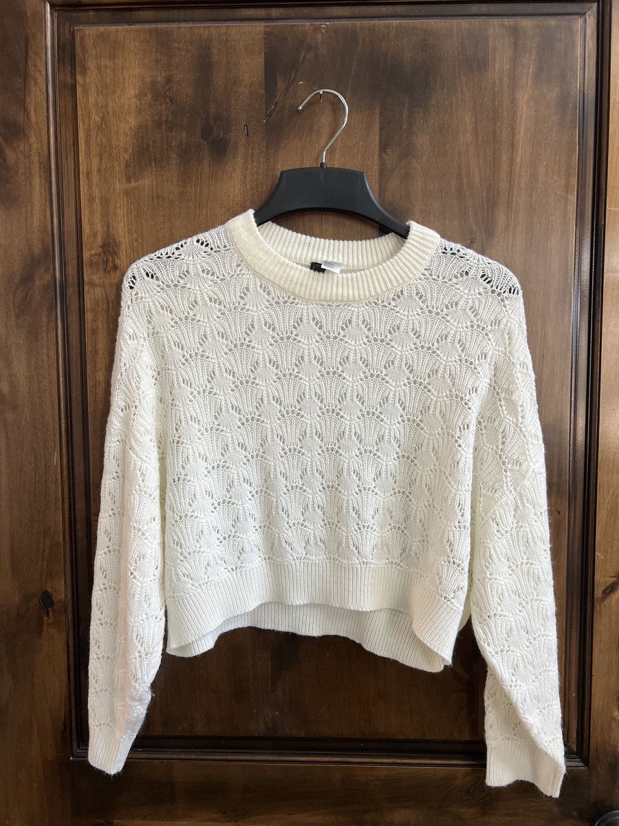 H&M Divided White Cropped Knit Sweater M Crew Neck Long Sleeve Crochet Pattern