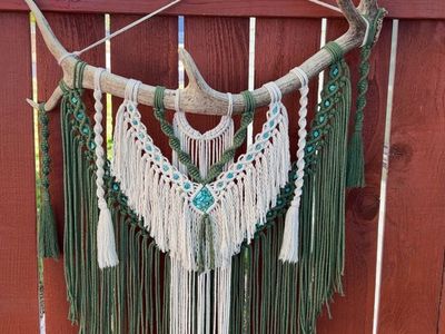 Horn decor