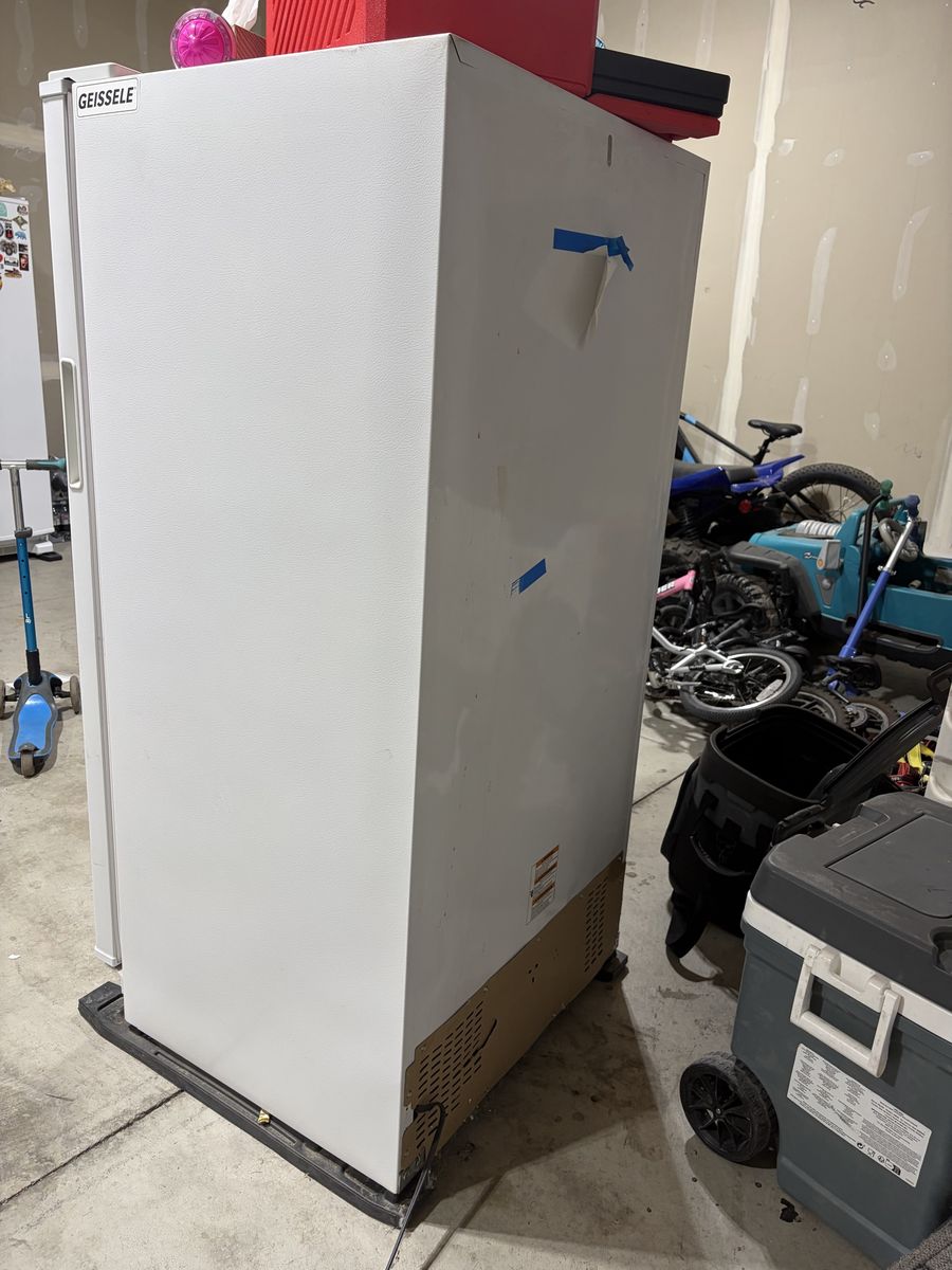 Main image 3