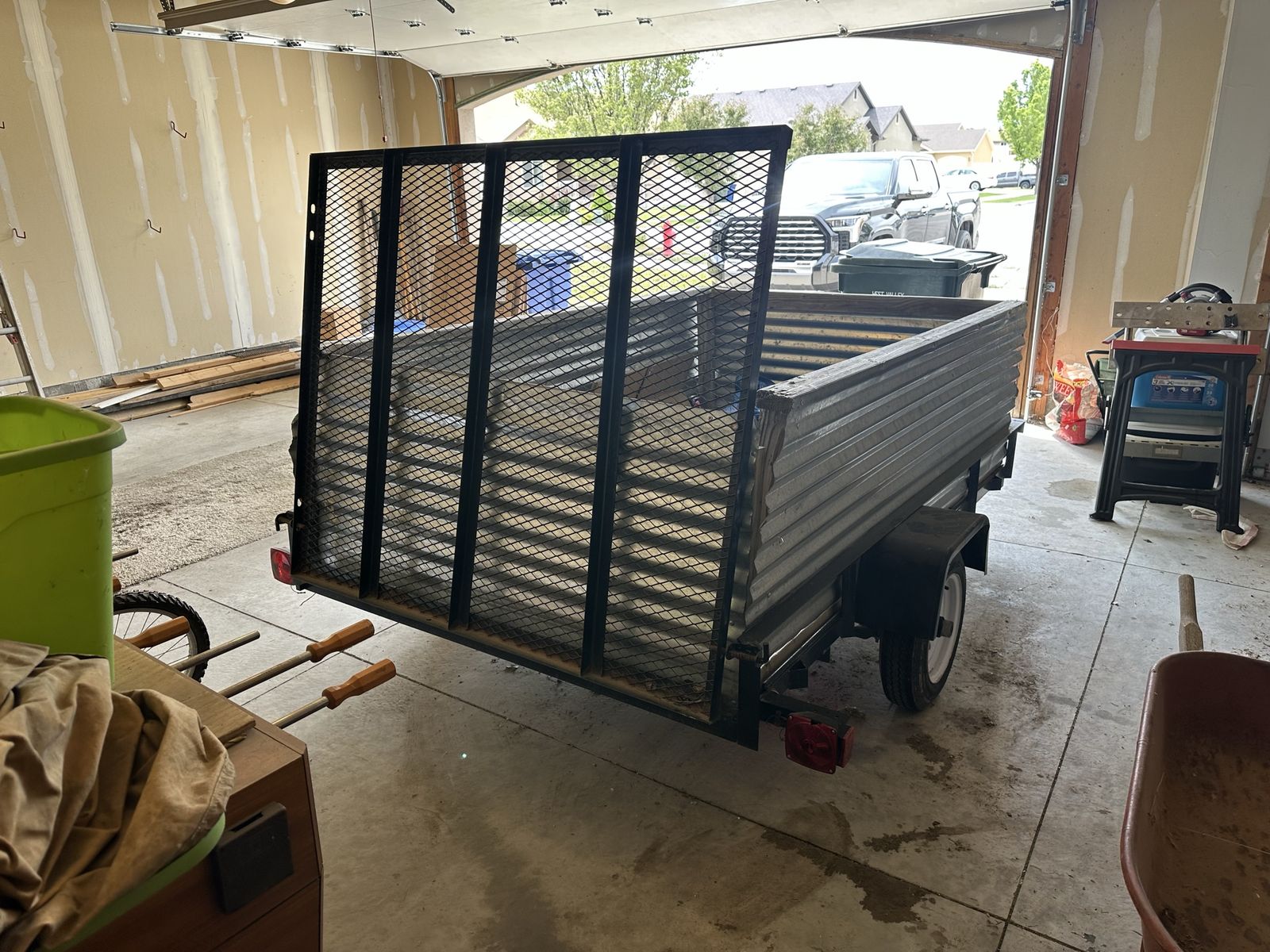5x8 trailer with side walls and ramp