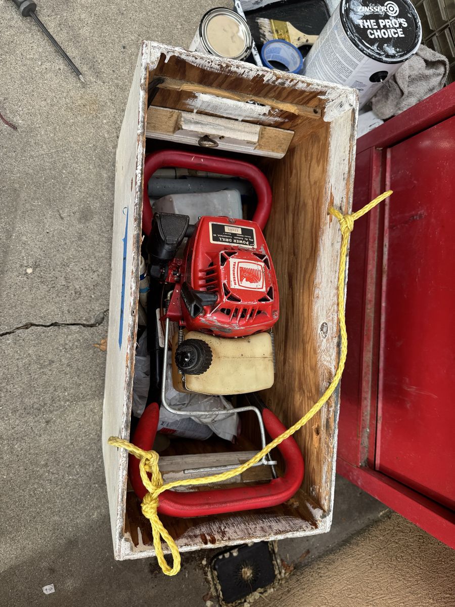 Tomahawk Pro Series Concrete Power Screed Gas