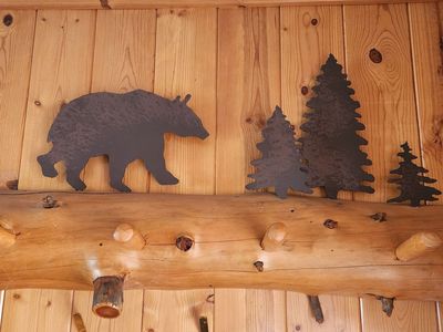 pine log hat rack