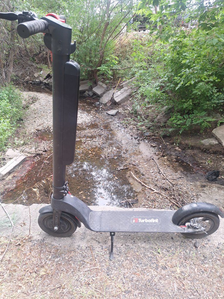 electric scooter