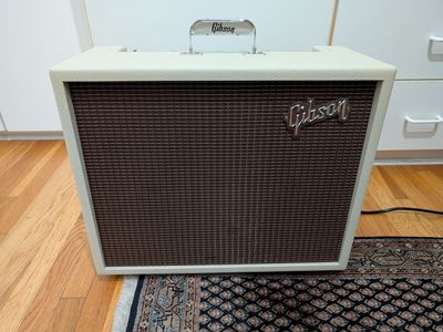 Gibson Falcon 20