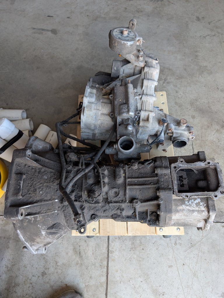 1996. Geo tracker/ sidekick 5-speed transmission