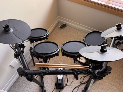 Alesis Electronic Drum Kit - Turbo Drum Module - Simmons AMP complete set