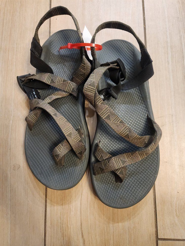 Chacos Men's Z/Cloud Toe-Loop Sandals Olive Green Size 12