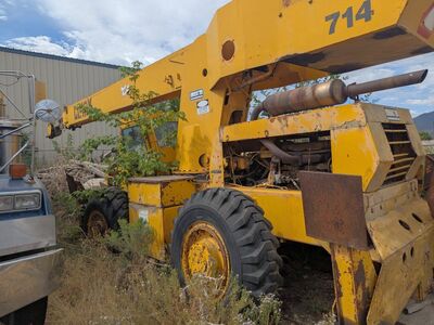 Clark 714 14-ton Down Cab Rough Terrain Crane Detroit Diesel 4-53N engine