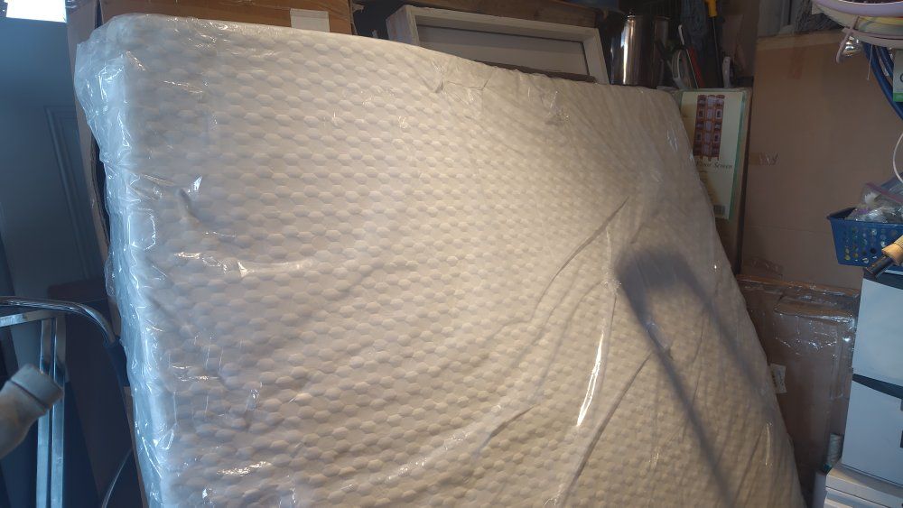Brand New 12” Mattress – Still Sealed