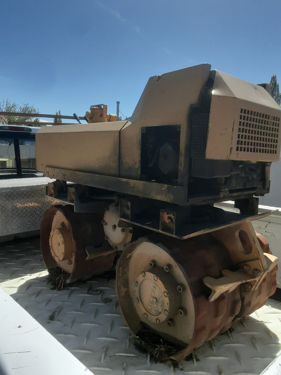 1993 Rammax Model 1403 Trench Roller Soil Compactor / Vibrator