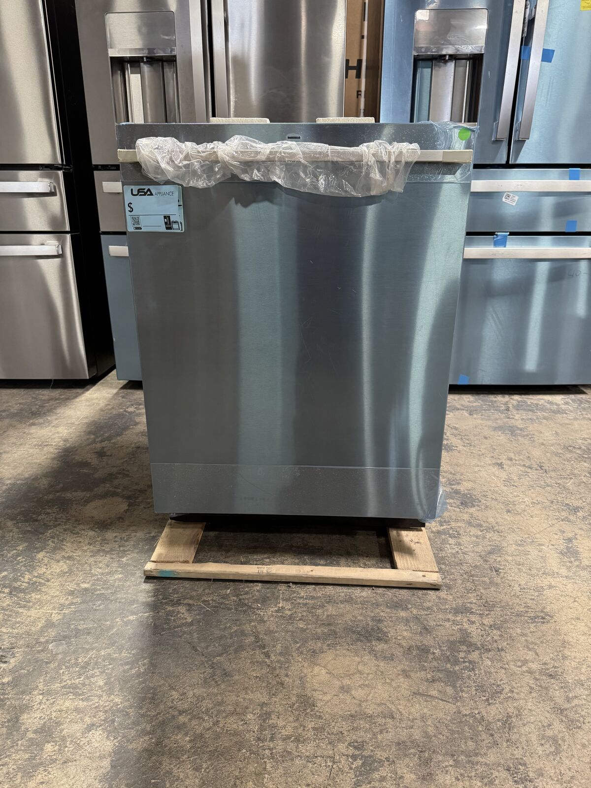 NEW MONOGRAM STAINLESS STEEL DISHWASHER