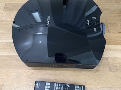 Sony Projector with new lamp