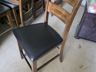 6 hi top chairs