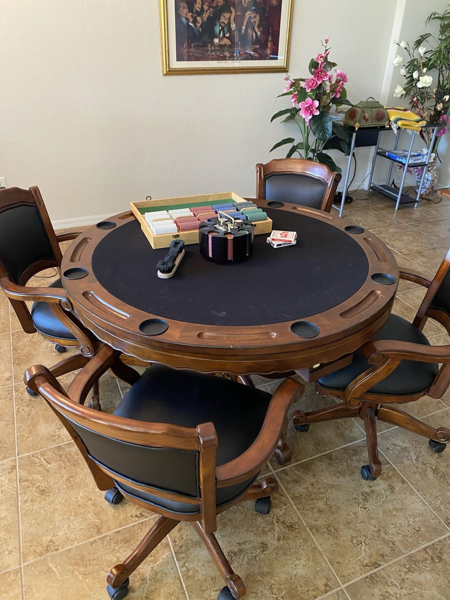 Coaster home furnishing Round Wood Poker/Game Table with 4 Chairs - Black Felt Top & Cupholders, Casino Style