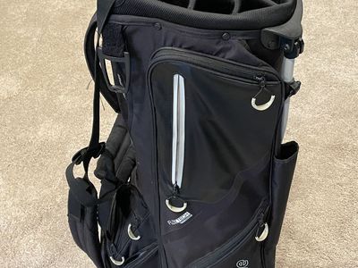 Taylormade Flextech Crossover Golf Stand Bag - read all