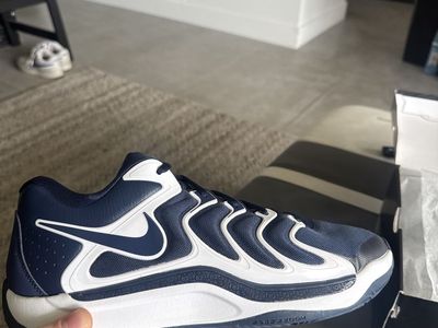 KD 17 Navy Blue Size 12