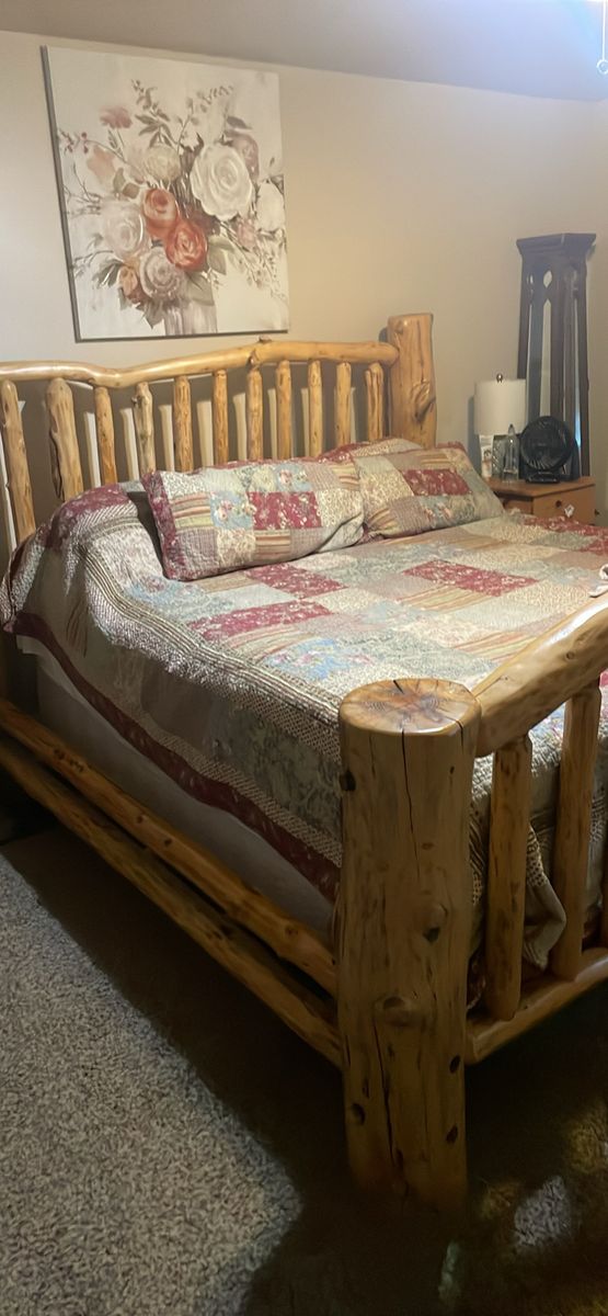 Handmade log bed 