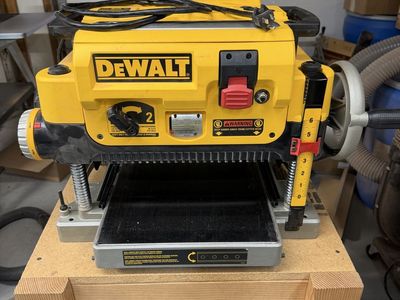 Dewalt DW735 Planer