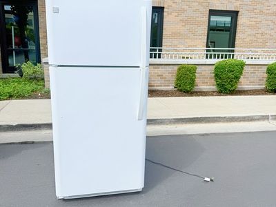 Kenmore White Top Freezer Refrigerator