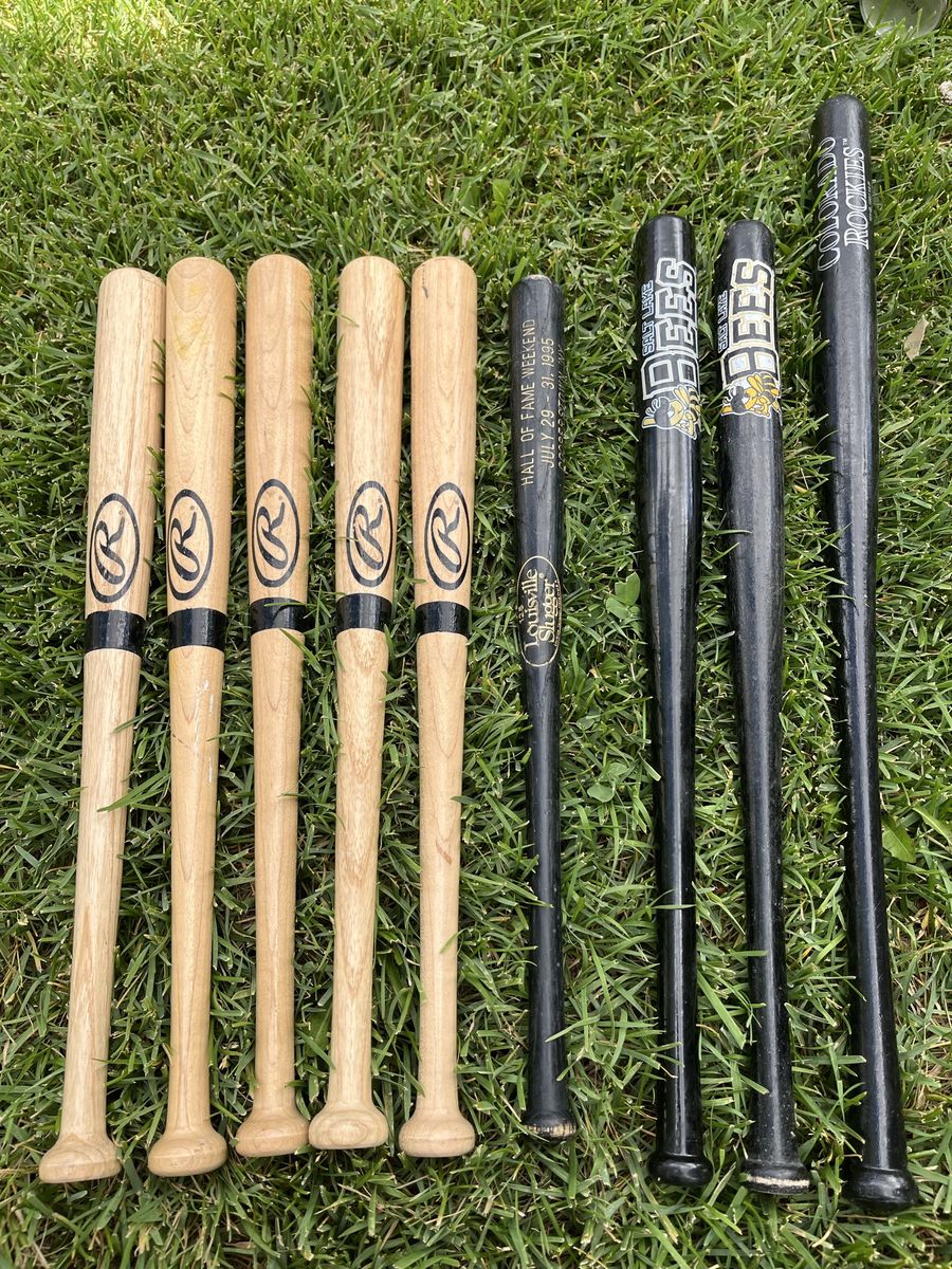 11 mini/souvenir wood bats