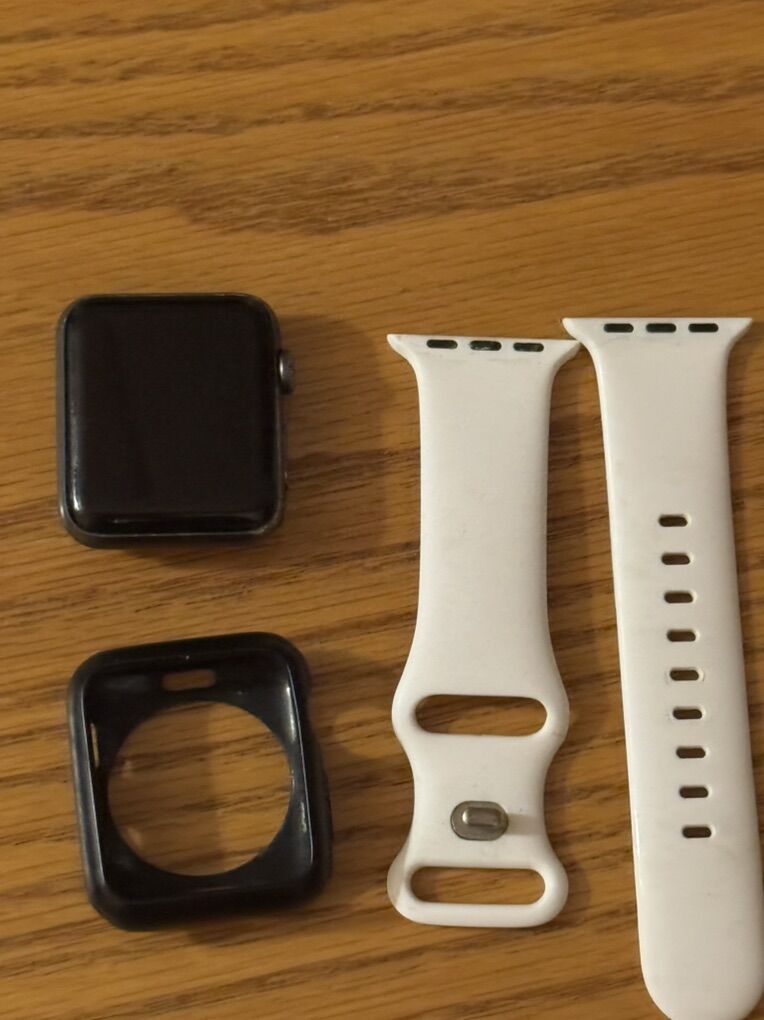 Apple Watch Series 3 – 42mm Aluminum – $50 OBO