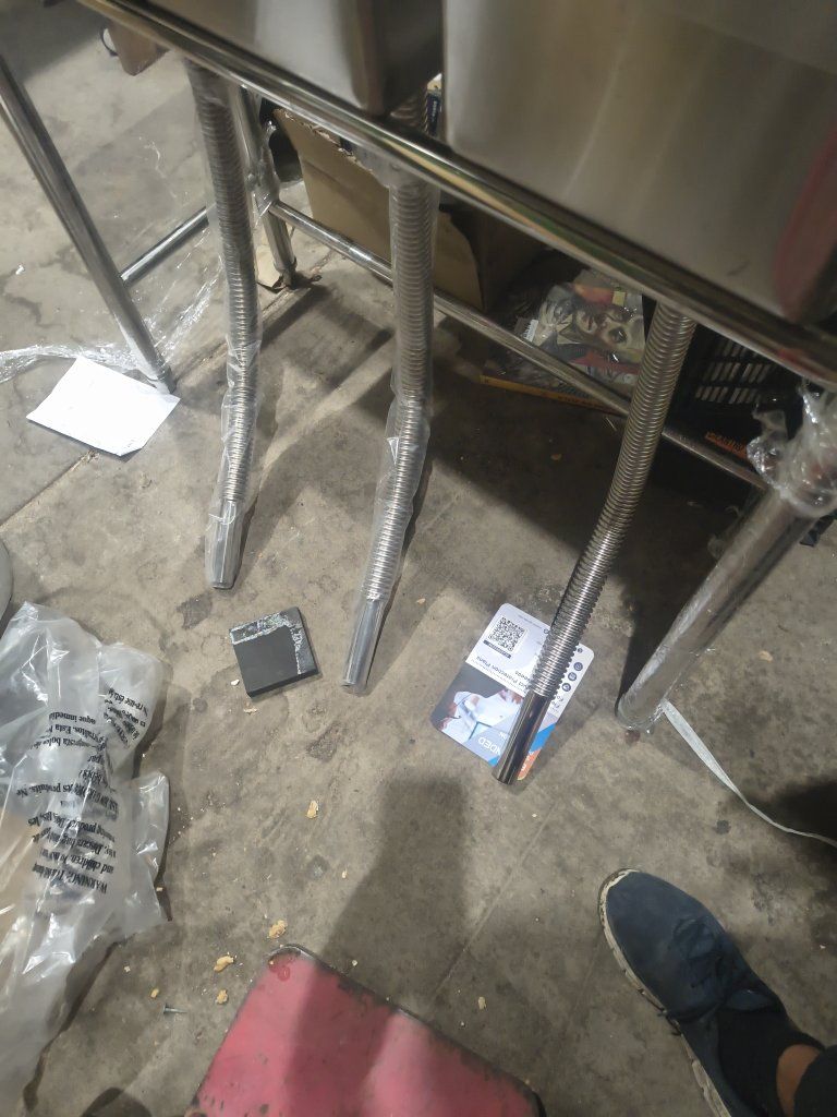 Main image 3