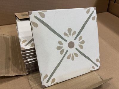 Harmony Provenza Green Flower 9x9 Tiles