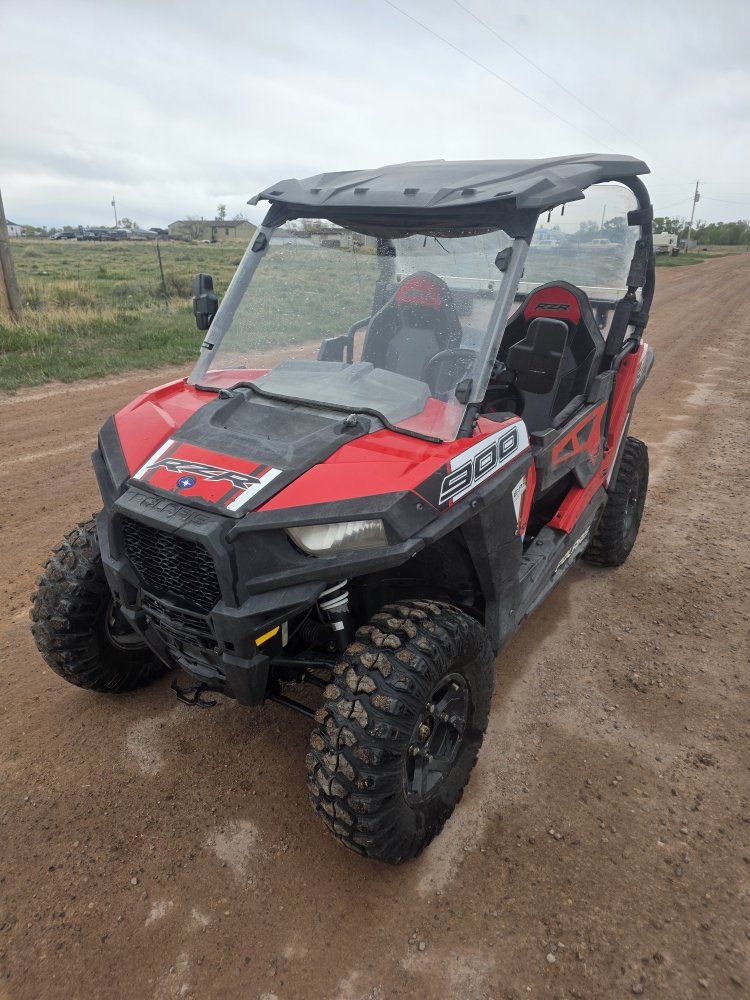 Polaris RZR 900 Trail EPS 2016 Red Side-by-Side UTV - 4669 Miles, Roof & Door Bags.