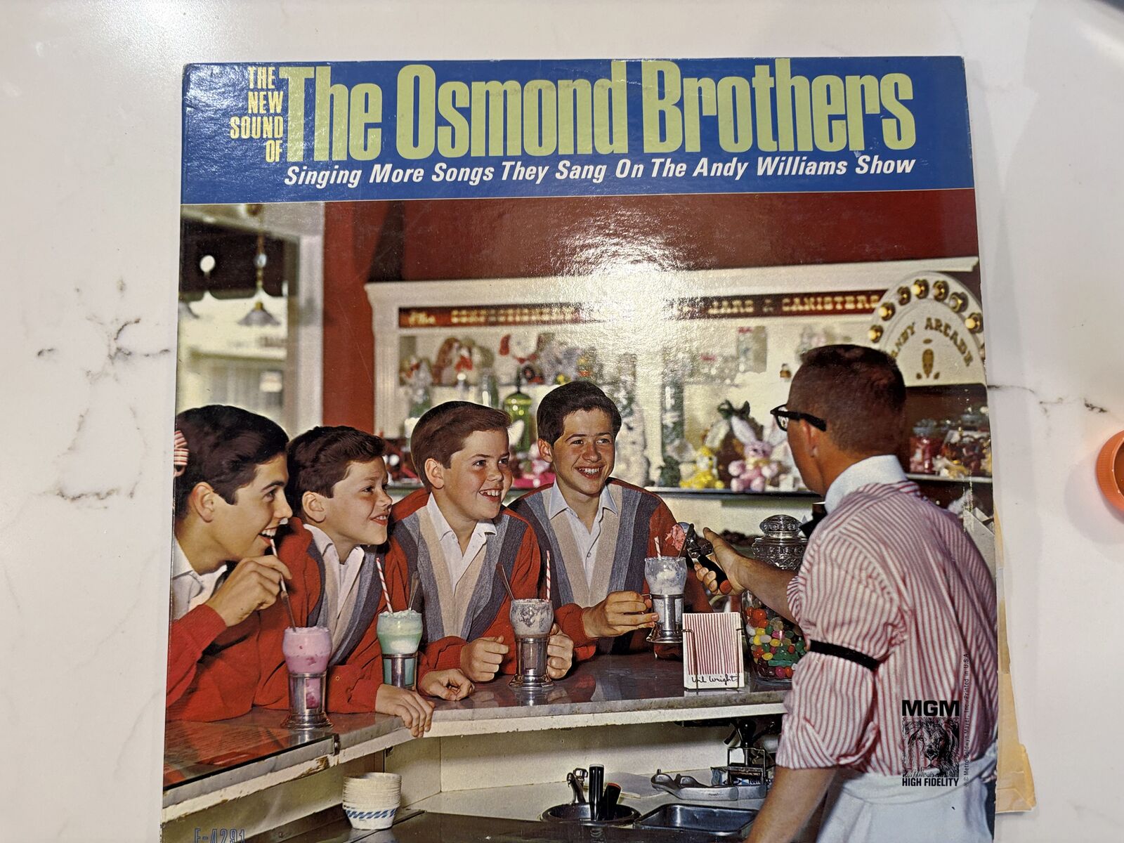 Big collection of Gordon Lightfoot , The Osmonds, The carpenters, Donny Osmond, Marie Osmond 12" vinyl LP records  vintage