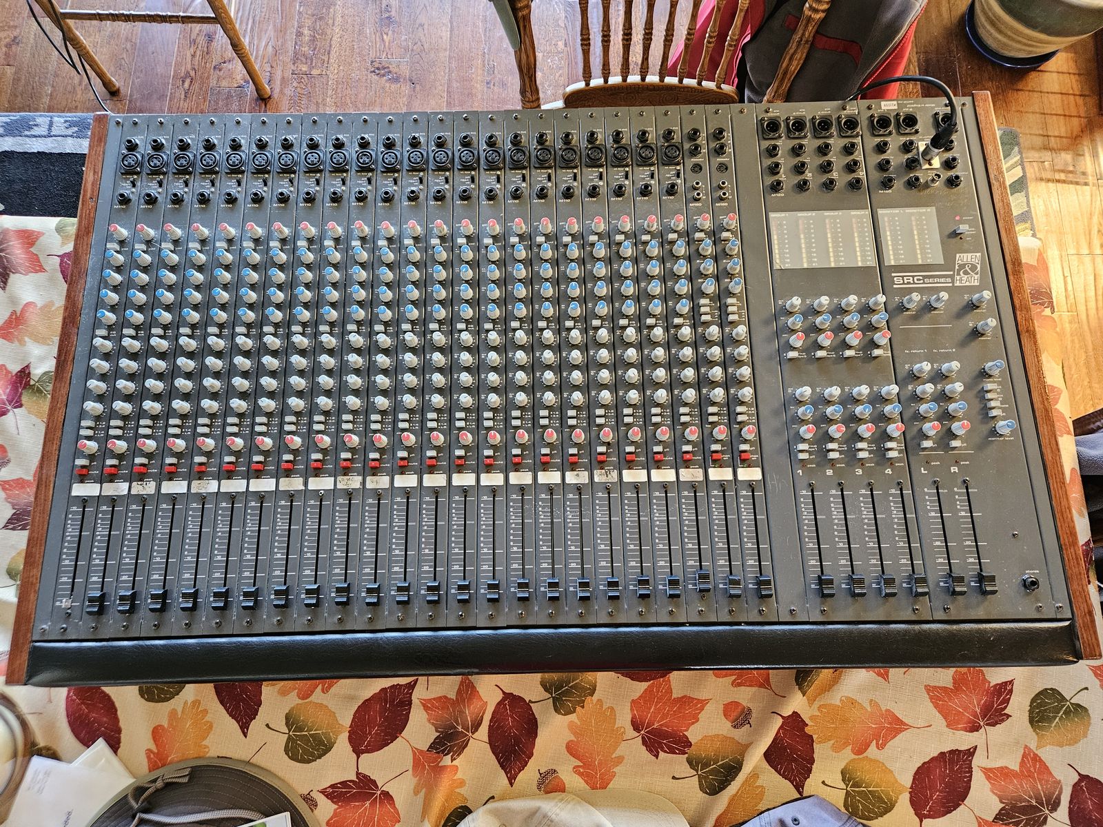 allen & heath src 24 channel mixer