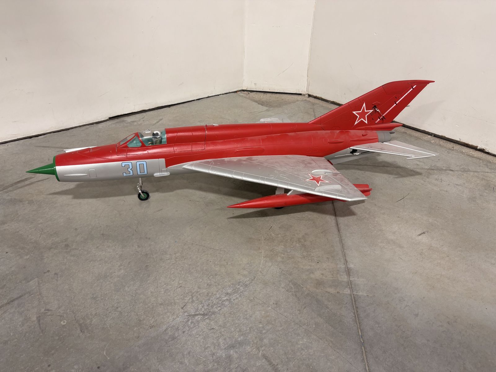 Freewing MIG 21 80mm