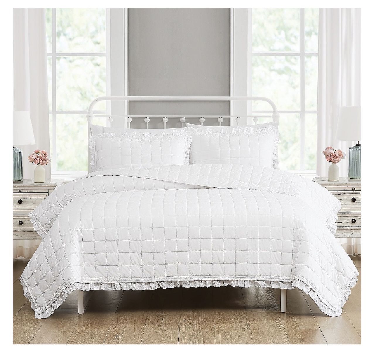 White Cotton Ruffle Trim Comforter, QUeen Size