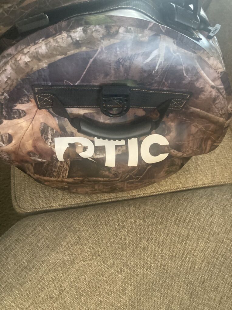 RTIC 140 L Camo Duffle Bag New