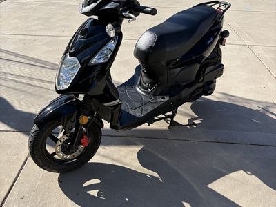 2017 Lance PCH 125 Scooter!