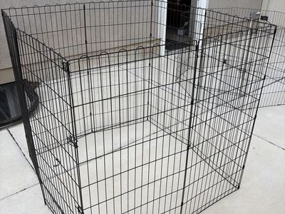 Small animal corral pen