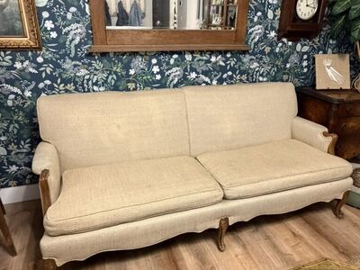 Vintage Couch Free Delivery