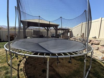 Trampoline with Safety Net