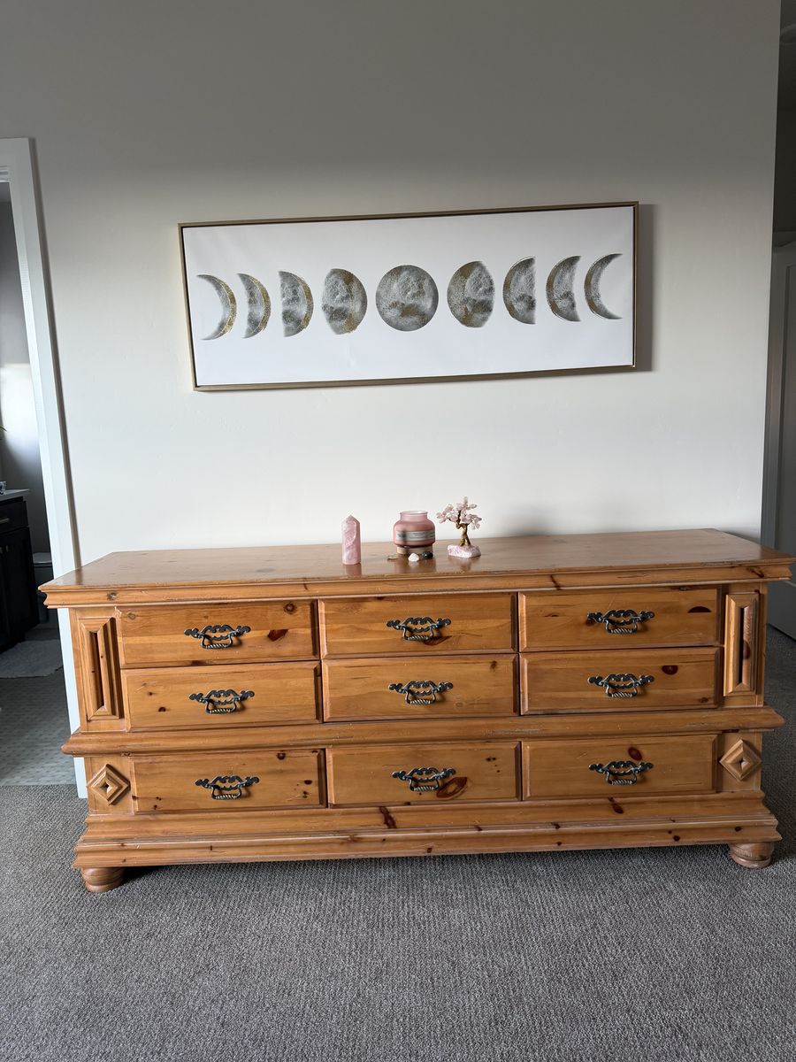 Bedroom Furniture Set