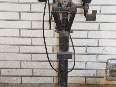 Standing Grinder