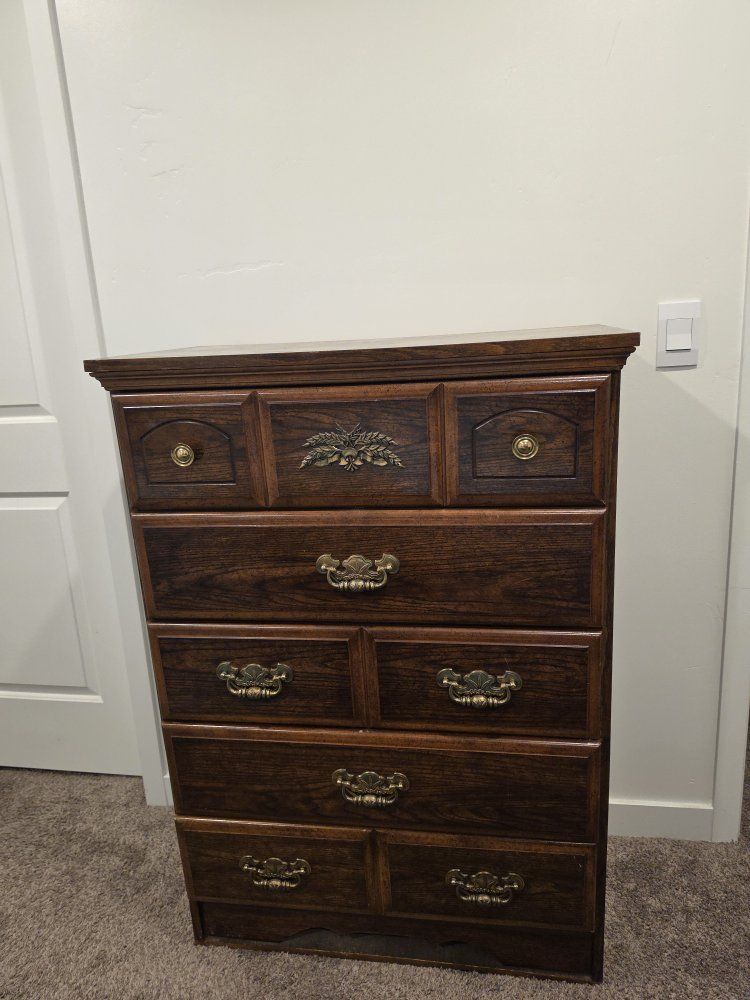 Tall 5 Drawer Dresser
