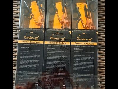 The Crème Shop Eyelash Curler with Built-In Comb - Set of 6