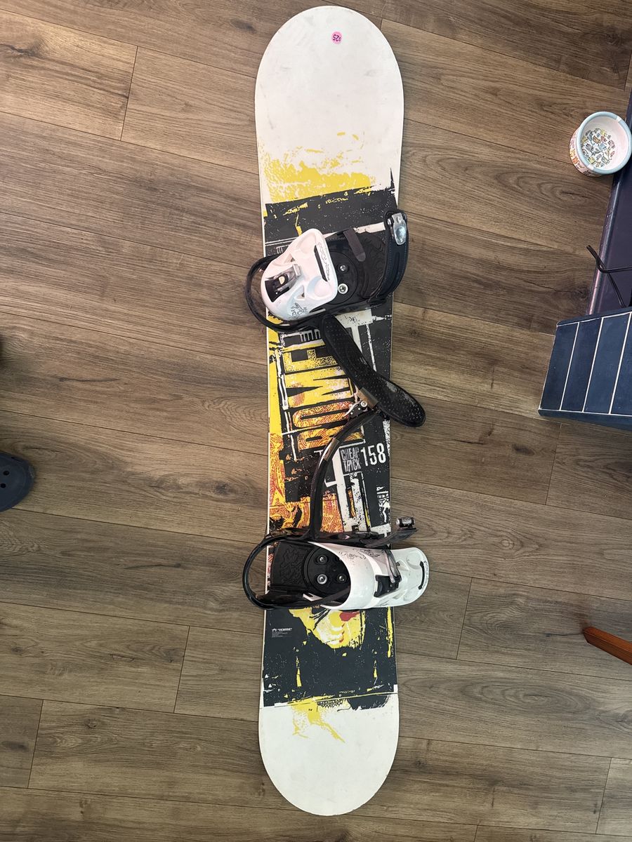 Snowboard