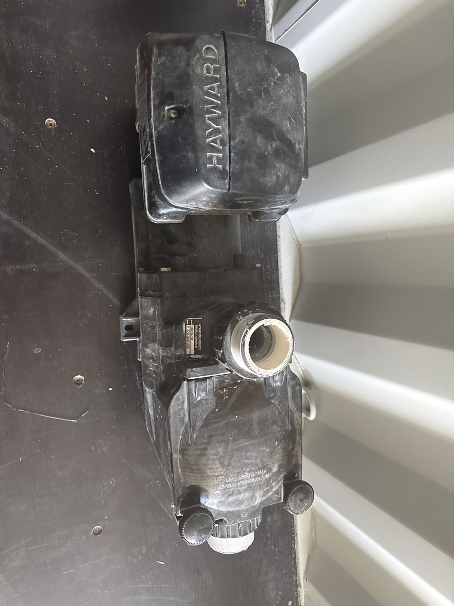 Hayward Pool Pump - Used, Good Condition - Efficient & Reliable Pool Circulation