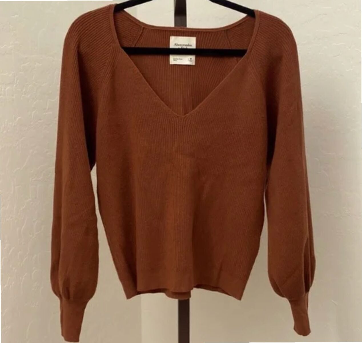 Abercrombie & Fitch Brown V-Neck Puff Sleeve Sweater -Size XS