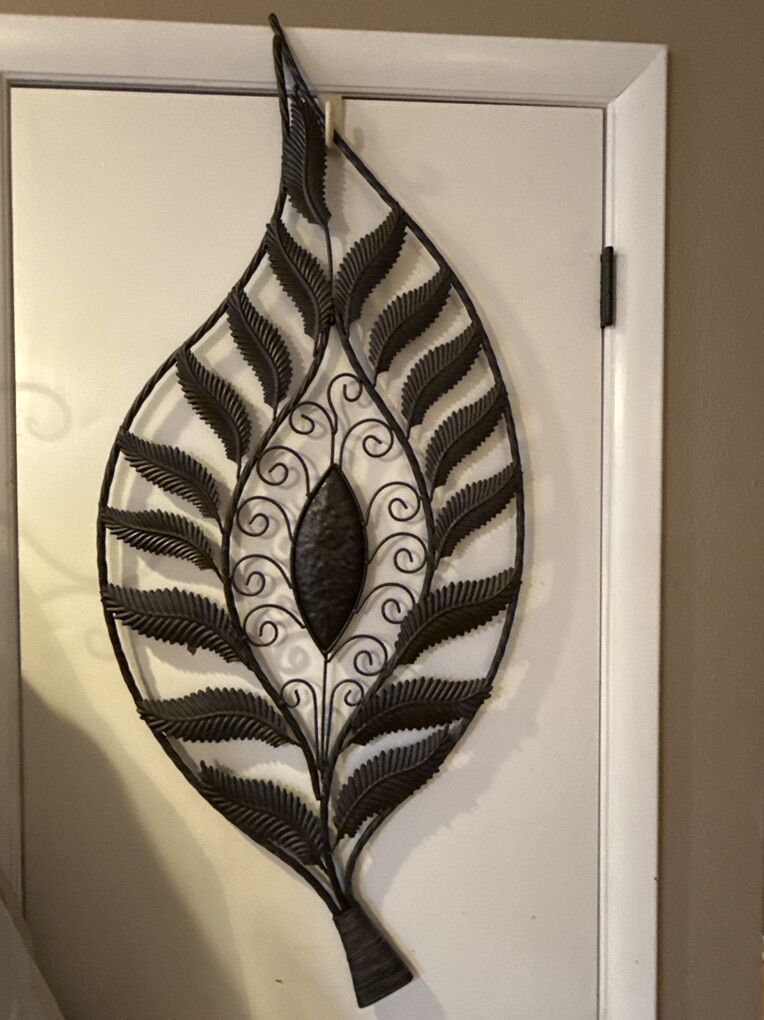 Leaf Decor