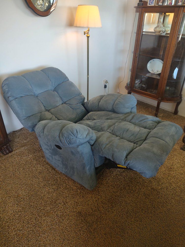 Main image 2