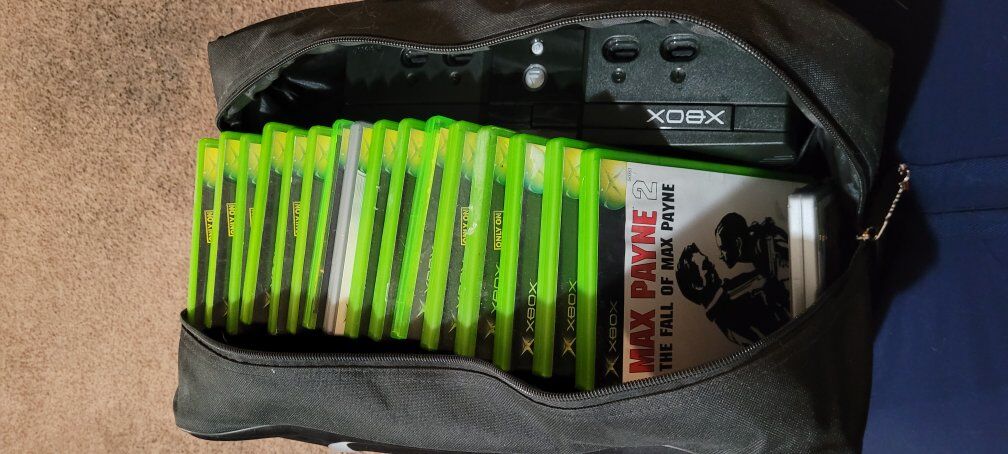 Original Xbox with 4 controllers and games