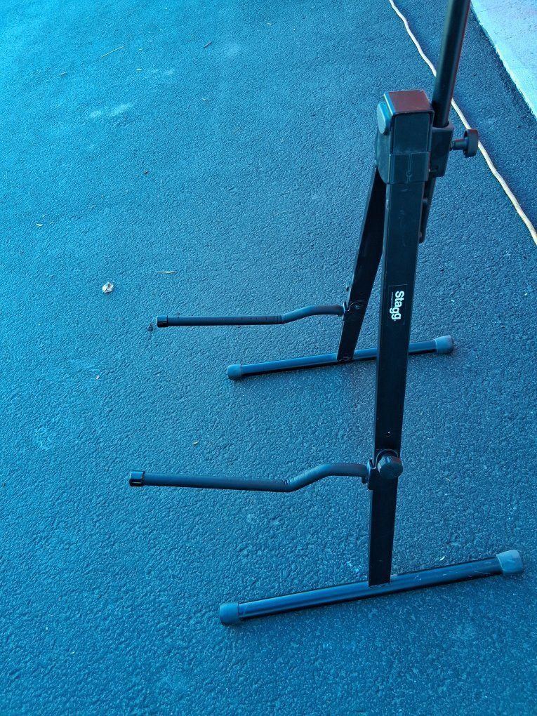 Main image 6