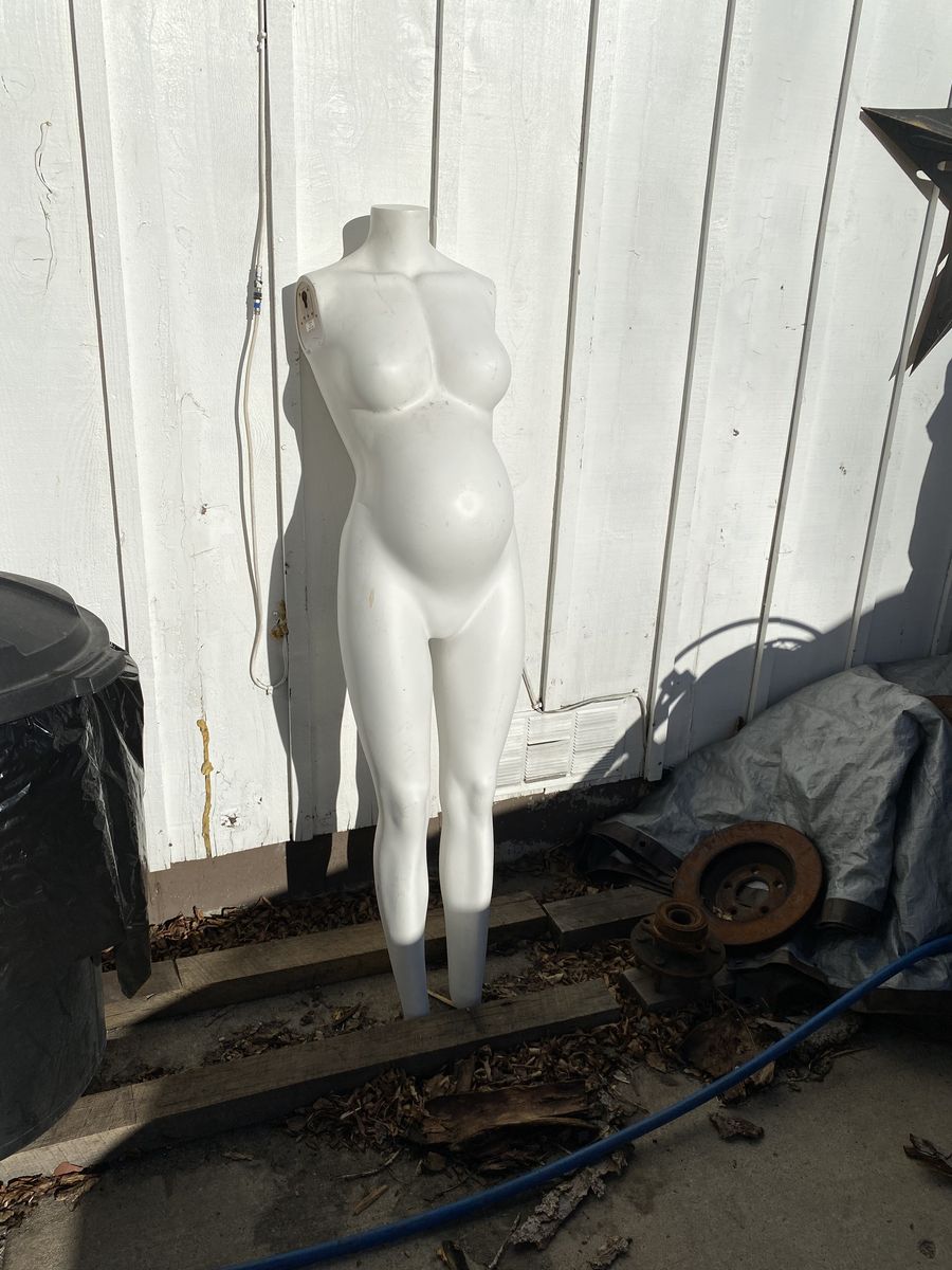 Pregnant Mannequin