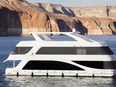 2018 Del Sol - Adonia Houseboat Lake Powell Shared Ownership